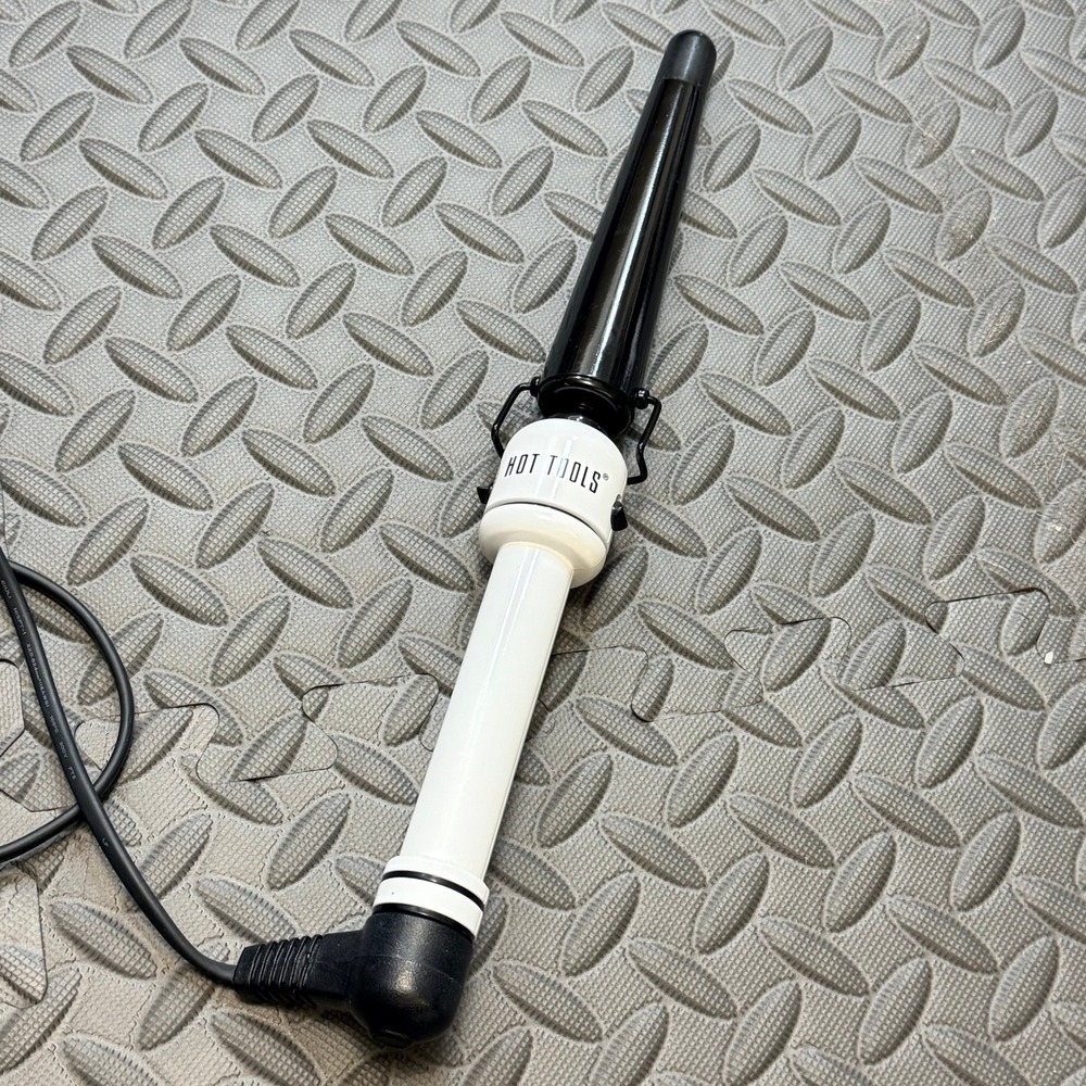 Hot Tools Tapered Curling Wand Hair Styling Tool Iron Beauty Curler HTBW1852